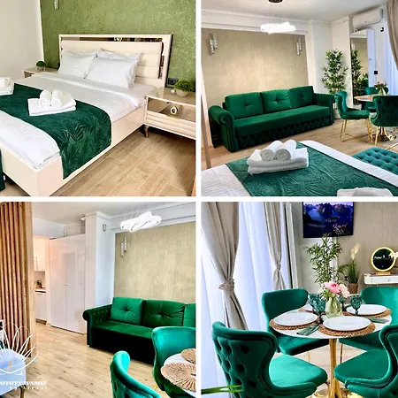 Heaven Infinity Sunrise Pool & * Năvodari