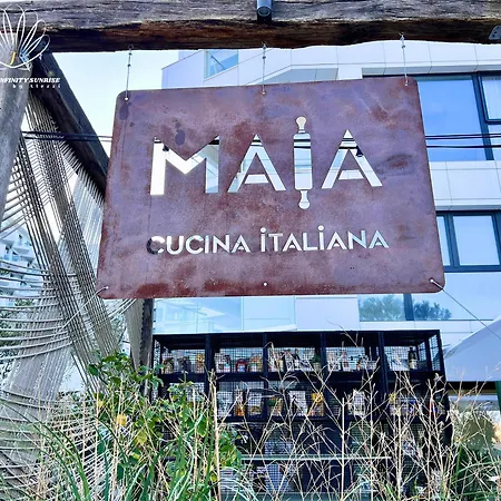 아파트 Heaven Infinity Sunrise Pool & Năvodari