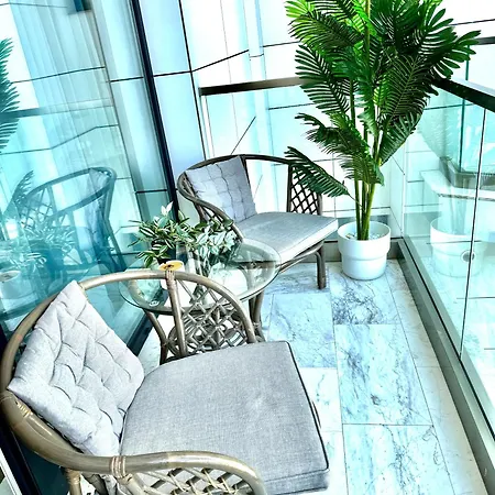 Heaven Infinity Sunrise Pool & * Năvodari