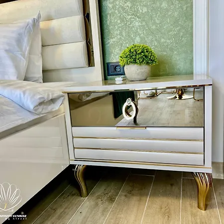 Heaven Infinity Sunrise Pool & 아파트 Năvodari