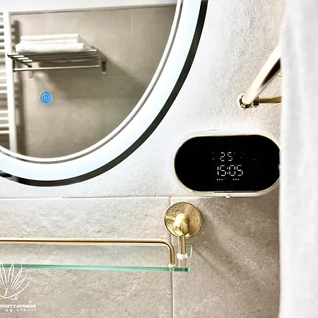 Heaven Infinity Sunrise Pool & Năvodari