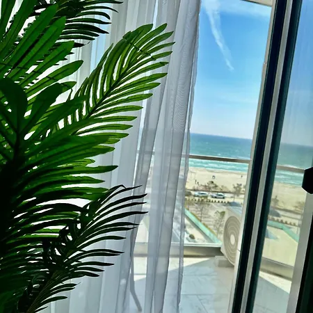 Heaven Infinity Sunrise Pool & 아파트 *