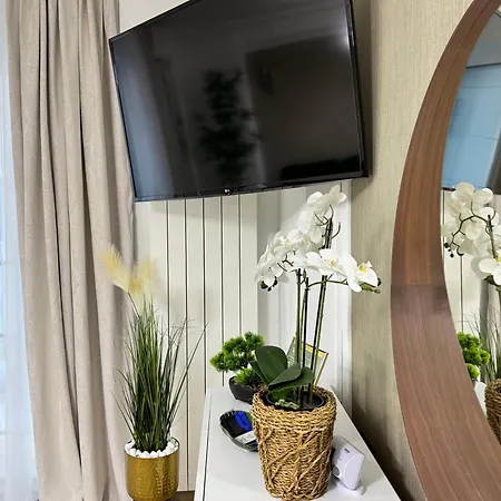 Heaven Infinity Sunrise Pool & Năvodari