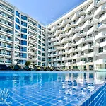 Apartment Heaven Infinity Sunrise Pool & *