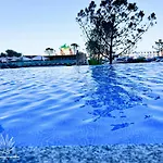 Heaven Infinity Sunrise Pool & * Navodari