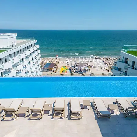 Heaven Infinity Sunrise Pool & 아파트