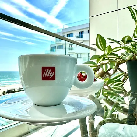 Apartment Heaven Infinity Sunrise Pool & Navodari