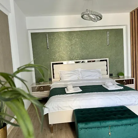 Heaven Infinity Sunrise Pool & شقة