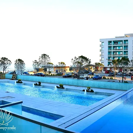 Heaven Infinity Sunrise Pool & *