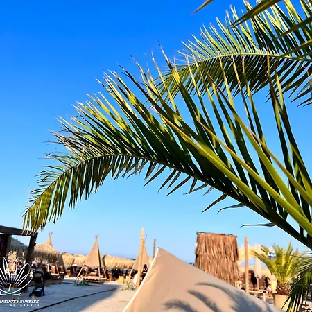 شقة Heaven Infinity Sunrise Pool & Năvodari